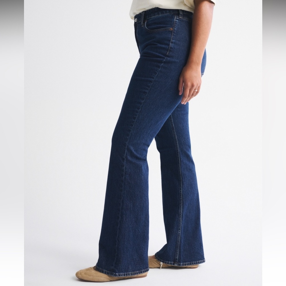 Abercrombie & Fitch Curve Love High Rise Bootcut Jean